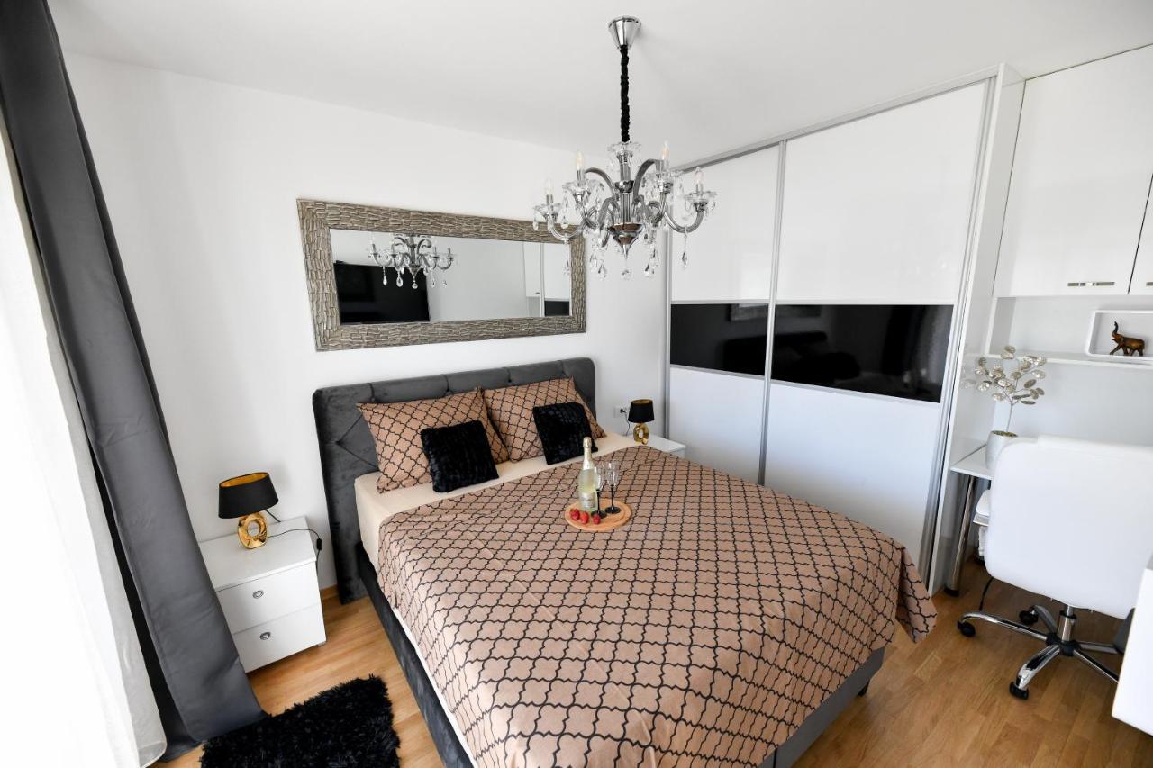 Lauris Luxury Apartment Ζαντάρ Εξωτερικό φωτογραφία